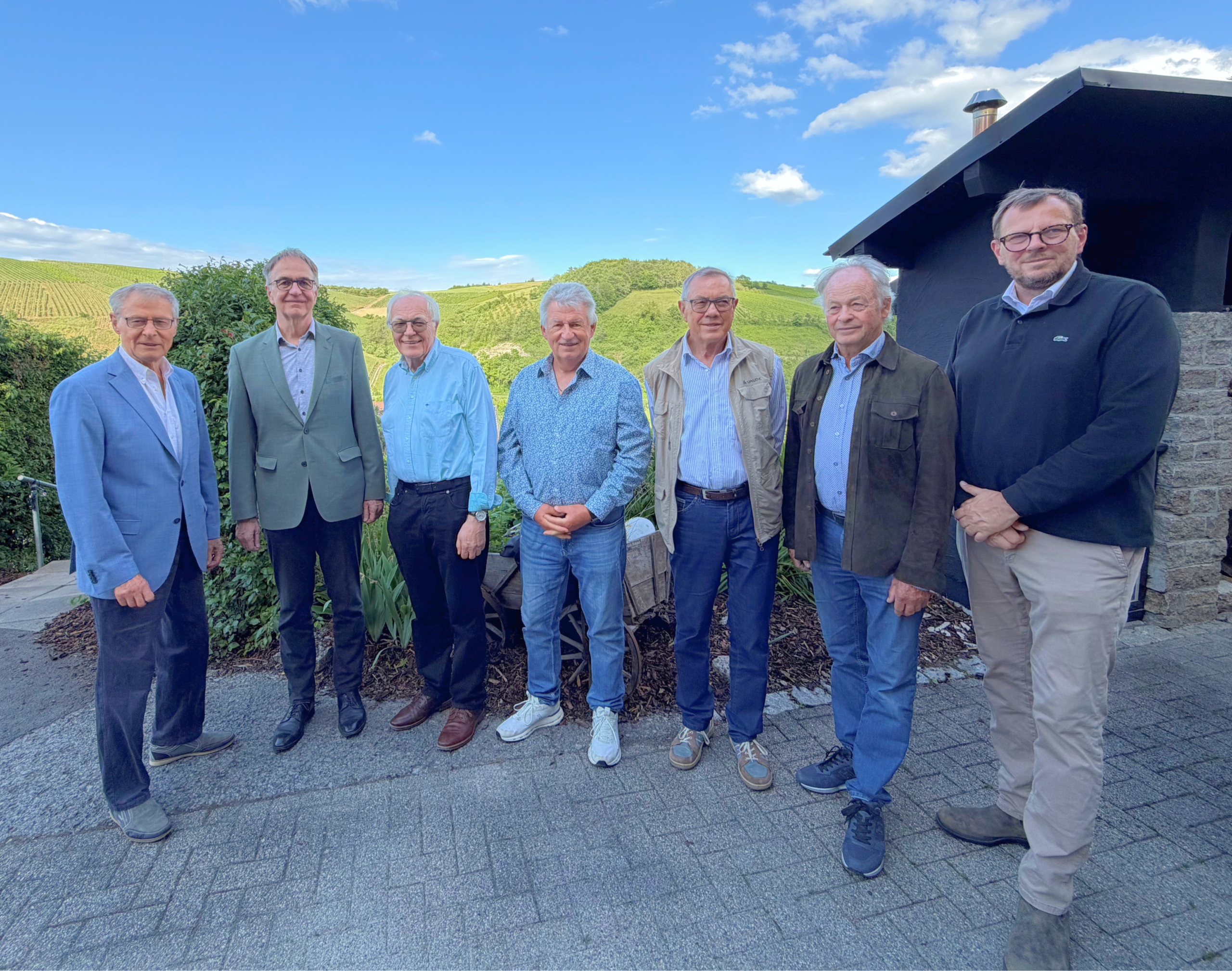 Gruppenfoto des Wissenschaftlichen Beirats und Geschäftsführer (CEO) der REHASAN Kliniken Holding GmbH